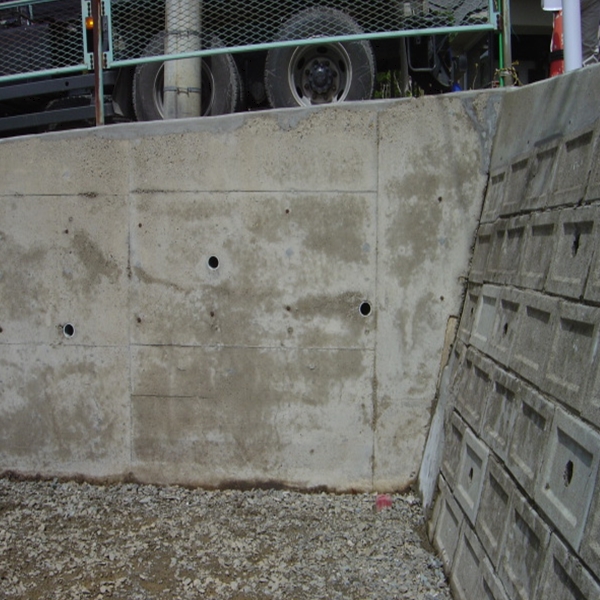 広島県 府中町 MIST工法による 塀の除カビ施工　After